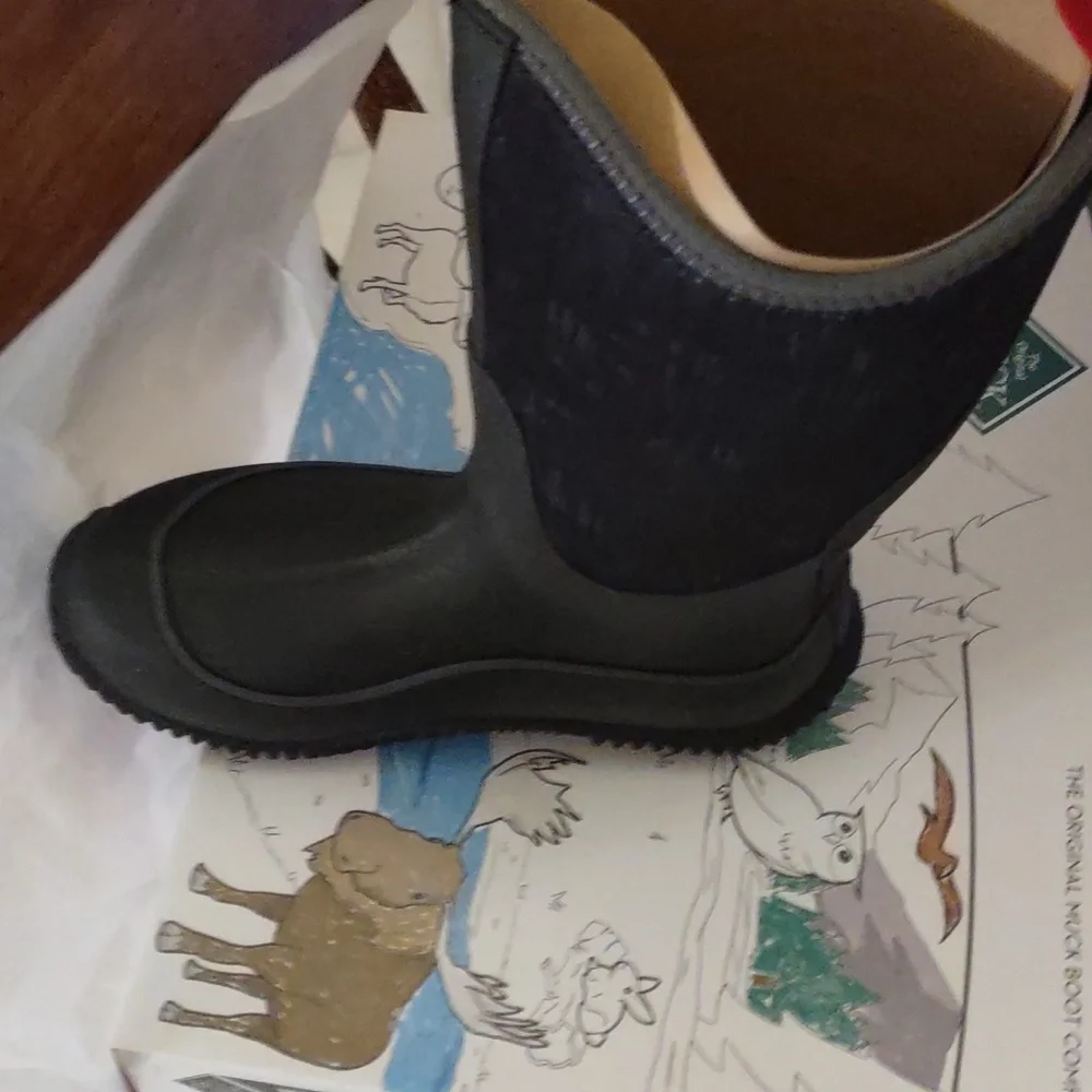 - New in box muck boots kids hale black/ linear camo sz 6 - Picture 5 of 7